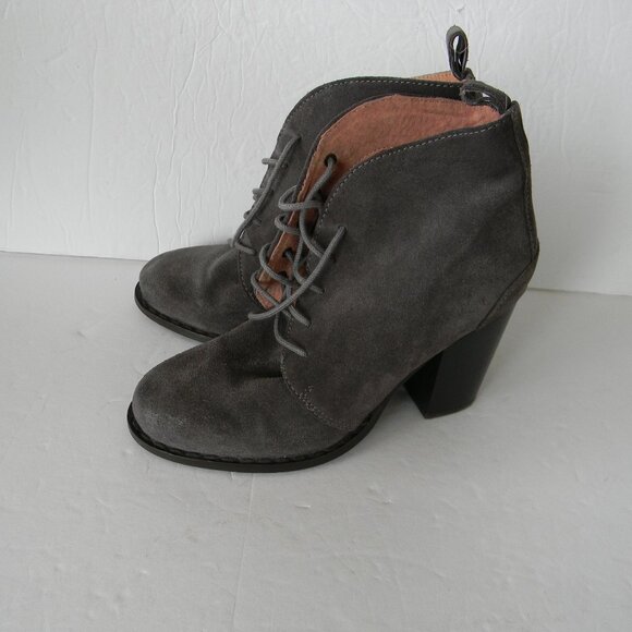 SEYCHELLES "TOWER" GRAY SUEDE BLOCK HEEL ANKLE BOOTS BOOTIES LACE-UP TIE SZ 7 - Picture 1 of 6